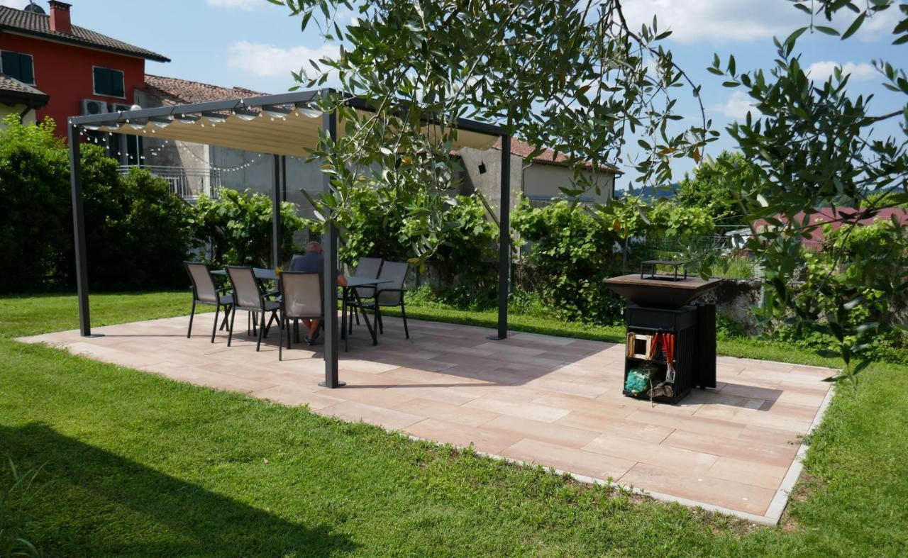 Agriturismo Al Tralcio Valeggio sul Mincio Eksteriør billede