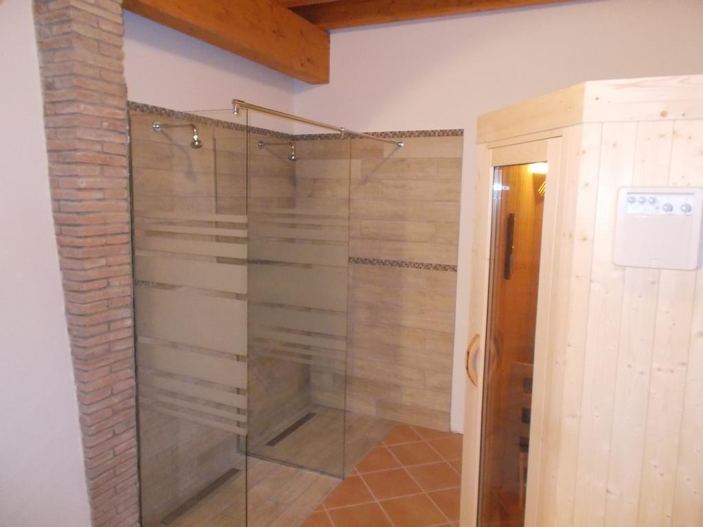 Agriturismo Al Tralcio Valeggio sul Mincio Eksteriør billede