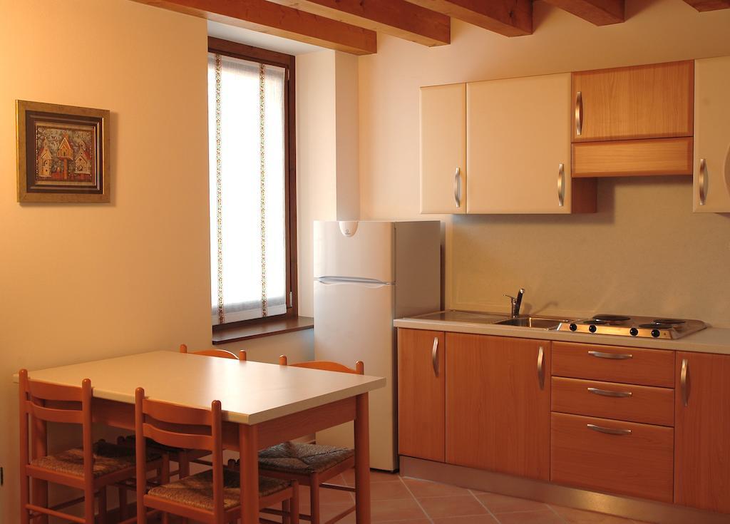 Agriturismo Al Tralcio Valeggio sul Mincio Værelse billede