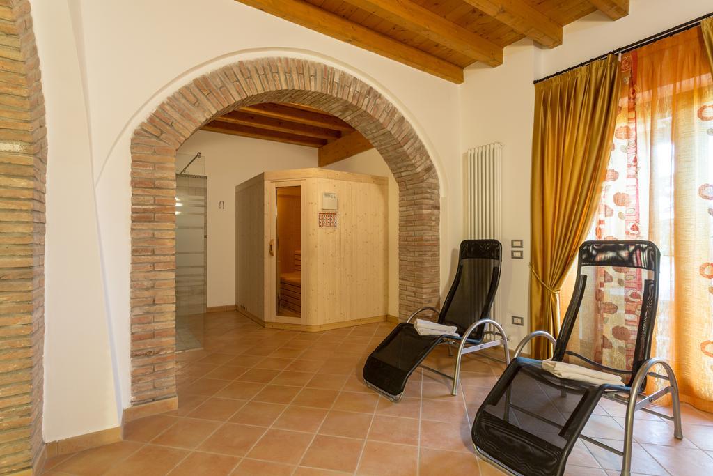 Agriturismo Al Tralcio Valeggio sul Mincio Eksteriør billede