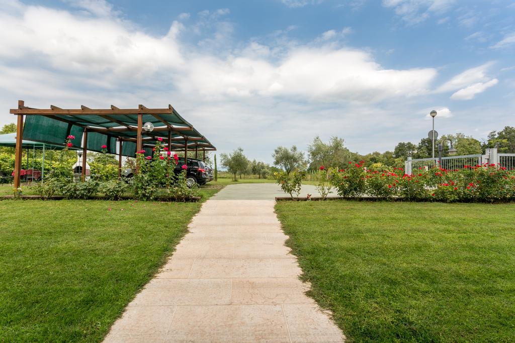 Agriturismo Al Tralcio Valeggio sul Mincio Eksteriør billede
