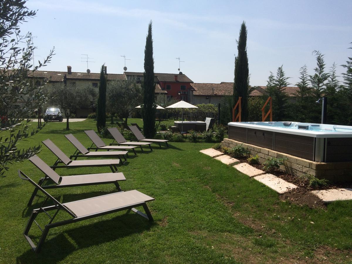 Agriturismo Al Tralcio Valeggio sul Mincio Eksteriør billede